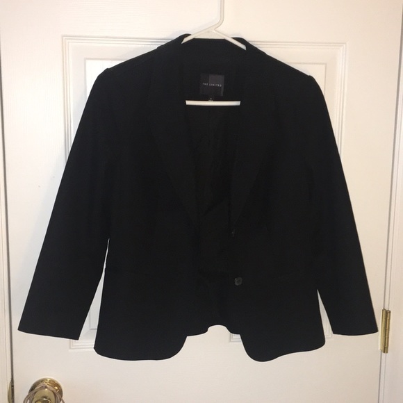 The Limited Tops - Black blazer from the limited great condition